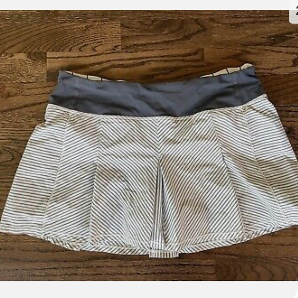 Lululemon Fast Cat Run Skirt Striped